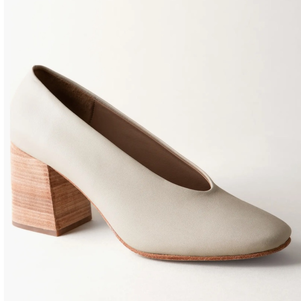 Huma Blanco "The Gabi" Leather Block Heel Pumps Bone/Light Cream - EU Size 40